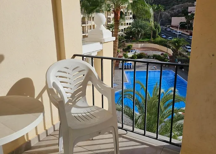 Castle Harbour Studio Pool View *